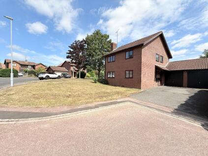 Stoneleigh Close, Barton Hills, Luton, Bedfordshire, LU3 3XE