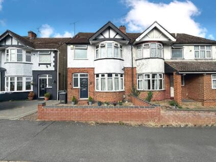 Grosvenor Road, Icknield, Luton, Bedfordshire, LU3 2EG