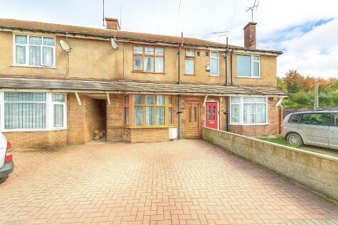 Alder Crescent, Saints, Luton, Bedfordshire, LU3 1TH