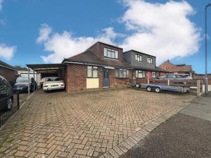 Chapterhouse Road, L & D Borders, Luton, Bedfordshire, LU4 0NN