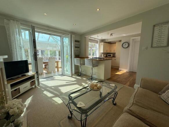 LIVING DINING AREA