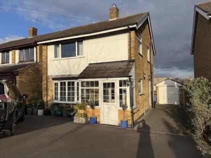 Laburnum Crescent, Allestree, Derby