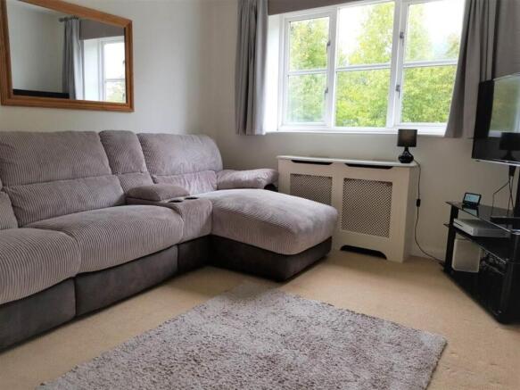 Living Room.1.jpg
