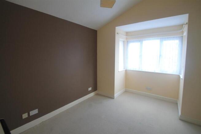 19 Stonechat bedroom.JPG