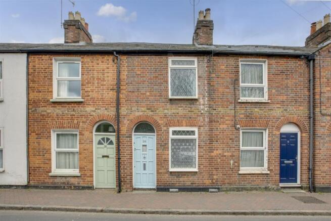 54 Temple End, HP13 5DS-12.jpg