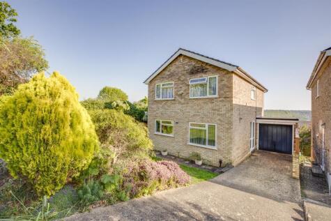 Curlew Close, Downley