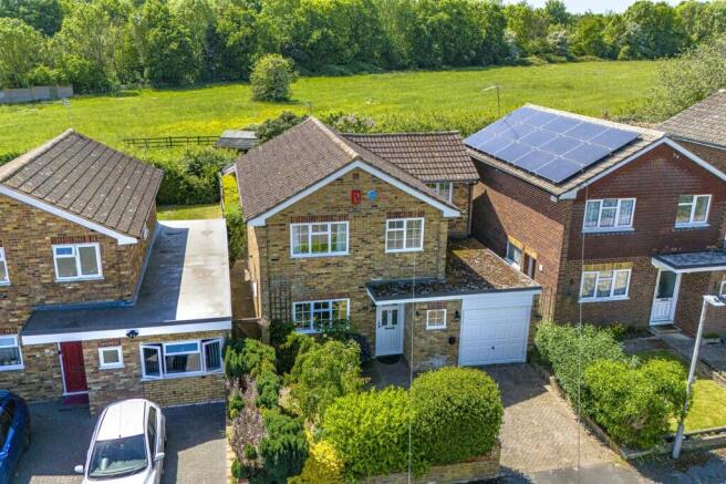thumbnail_7 Linnet Close, HP12 4QJ Drone-1.jpg