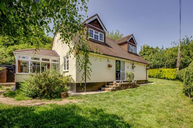 Bank Cottage, Handleton Common, HP14 3LA-11.jpg