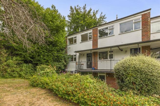 Flat 4 Temple Orchard, Amersham Hill, HP13 6PH-12.