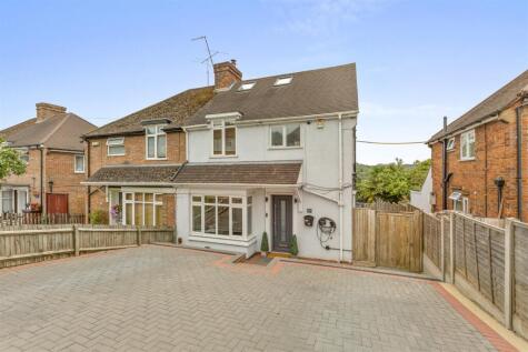 Downley, High Wycombe (detached Garden Office/studio)
