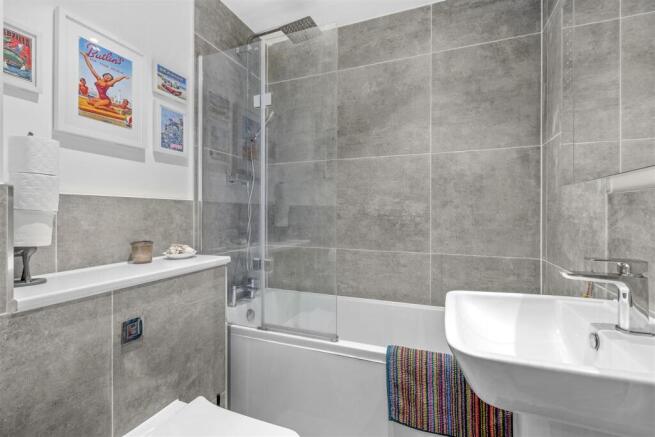 11 Tempus Court, Bellfield Road, HP13 5HA-3.jpg