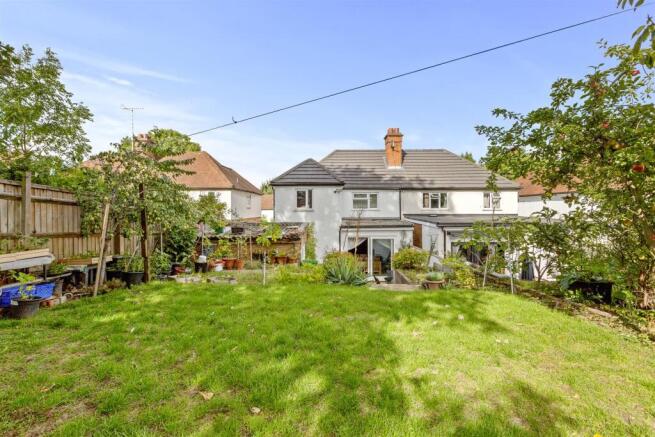 13 Wendover Street, HP11 2JE-13.jpg