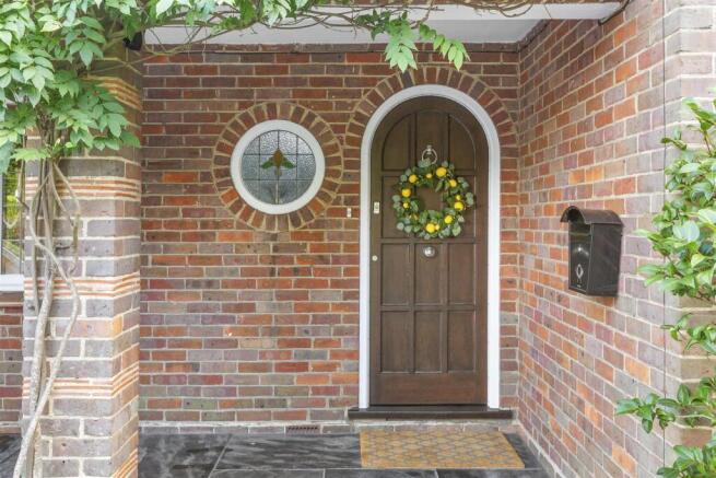 23 Marlow Road, HP11 1TA-27.jpg