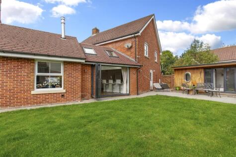 Turners Field, Downley Village (with detached garden office)