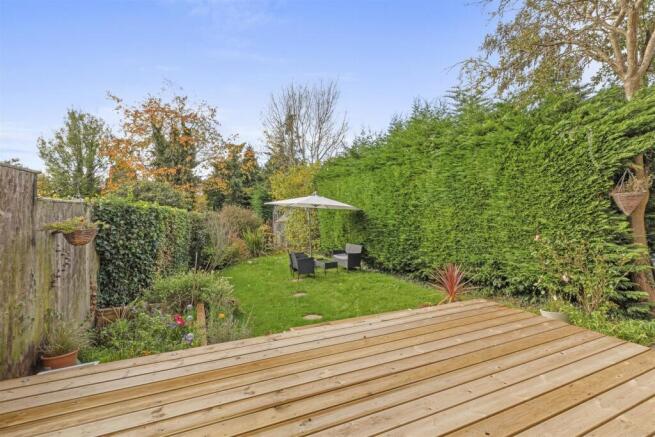 51 Geralds Road, HP13 6BN-9.jpg