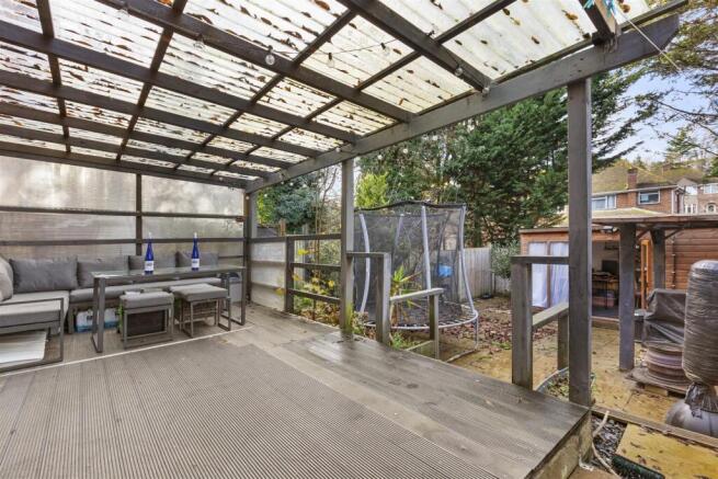 20 Davies Court, Carrington Rd, HP12 3JF-9.jpg