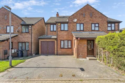 Miersfield, High Wycombe (cul-de-sac)