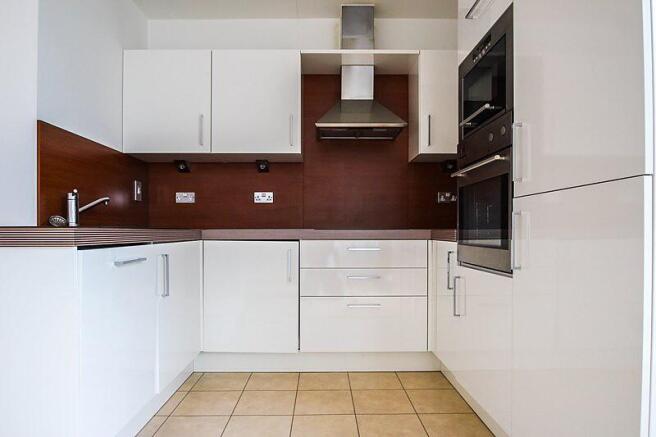 Kitchen (Main)