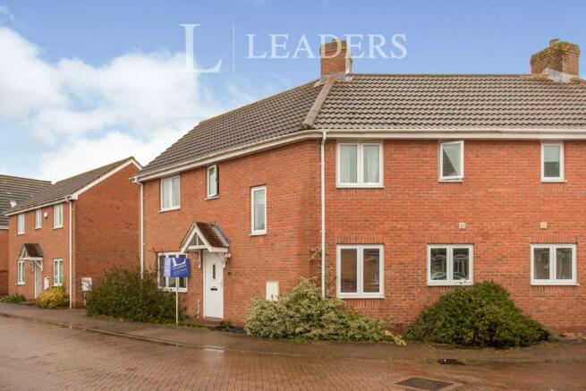 3 bedroom detached house to rent in Collingwood Drive, Longstanton ...