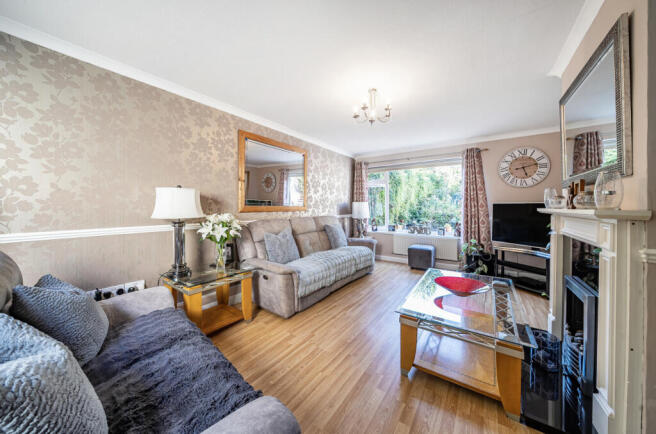 1344786-2-68a89dc...