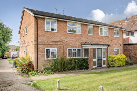 Frimley Green Road, Frimley, Camberley, Surrey, GU16