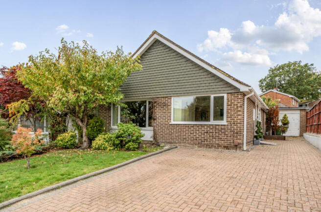 1369267-10-68ee65...