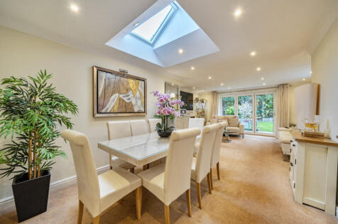 Hawkswood Avenue, Frimley, Camberley, Surrey, GU16