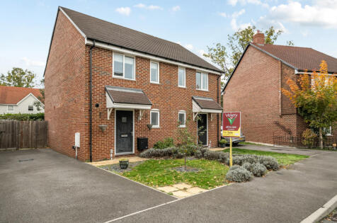 Beldam Bridge Gardens, West End, Woking, GU24