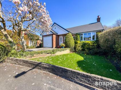 Southern Crescent, Bramhall, SK7