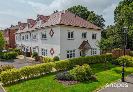 Richards Street, Woodford, SK7