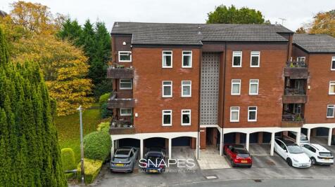 Stoke Abbot Close, Bramhall, SK7