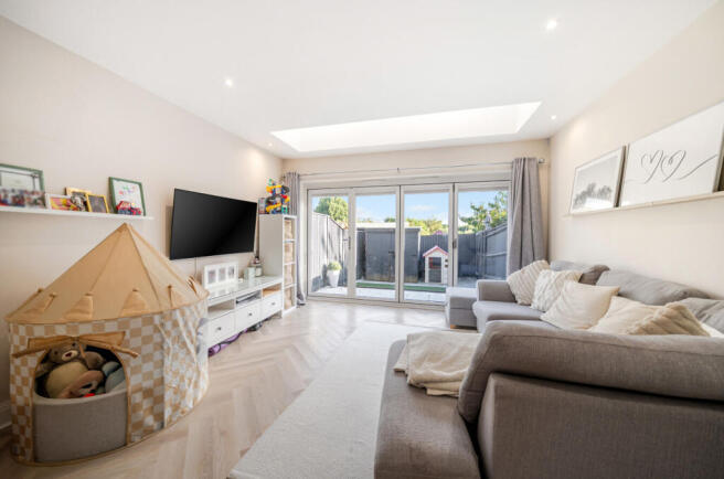 1356556-3-68cc38c...