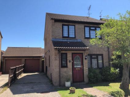 Wavring Avenue, Kirby Cross