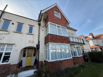 Connaught Avenue, Frinton-on-sea