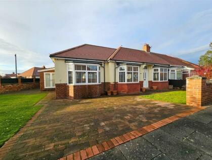 South Shields - 3 bedroom semi-detached bungalow for ...
