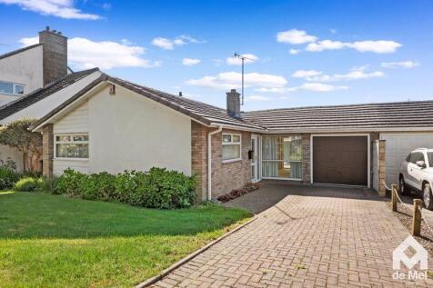 Cleevelands Drive, Cheltenham