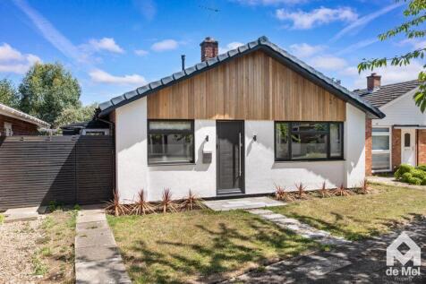 Long Mynd Avenue, Up Hatherley, Cheltenham