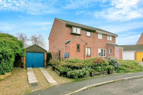 Quarrydale Close, Calne, Wiltshire, SN11