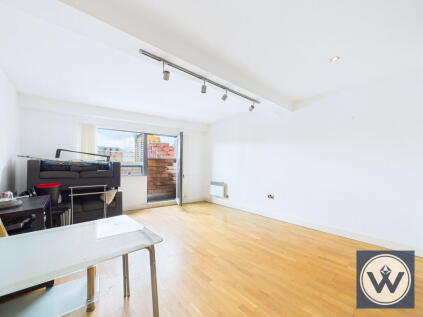 Express Networks, 6 Oldham Road M4