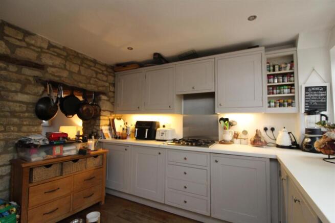 Kitchen.JPG