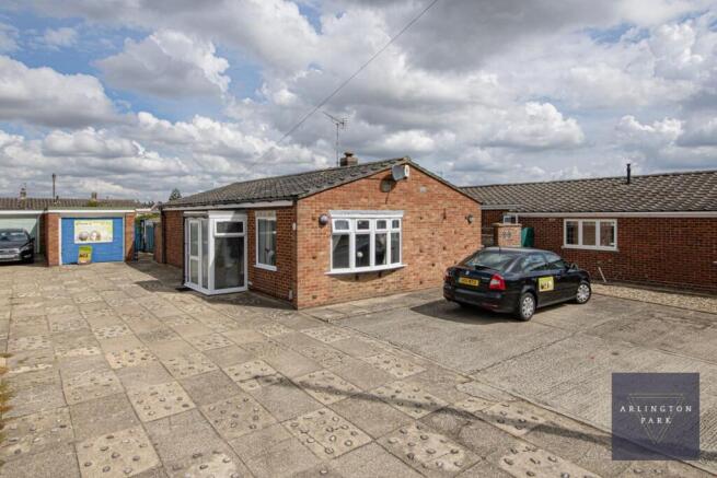 43, Blithewood Gardens Norwich, NR7 8PT-15.jpg