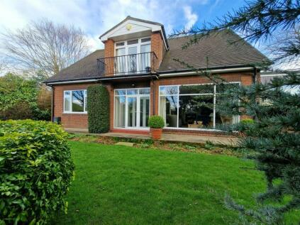 Beacon Hill, High Street, Low Pittington