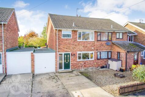 Broadfields Close, Gislingham, Eye