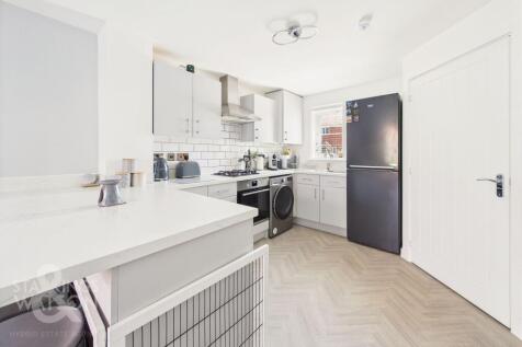 Ladys Mantle Way, Easton, Norwich