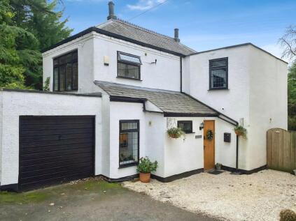 Highgate Road, Altrincham, Cheshire, WA14