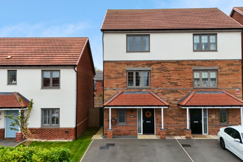 Longwall Road, Pontefract