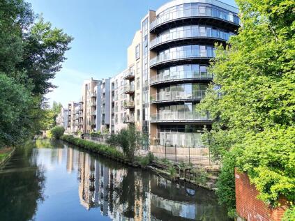 Longman House The Embankment, Nash Mills Wharf, Hemel Hempstead, Hertfordshire, HP3