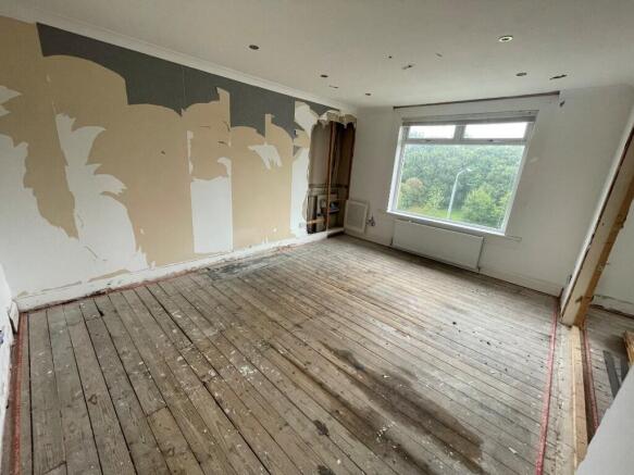 Lounge 4.8m x 3.6m
