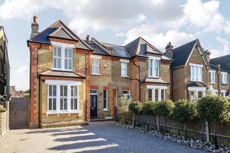 Trewsbury Road, London, SE26