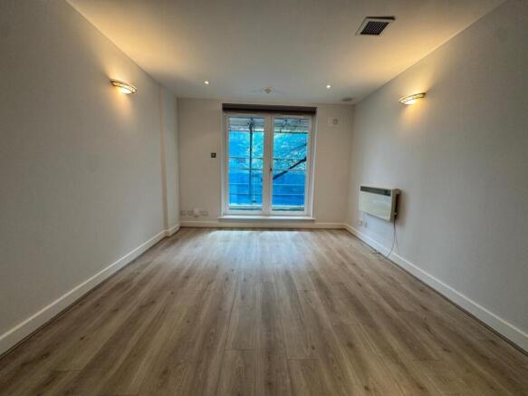 1ad6969d-7884-42ba-812d-c01b55346d1e